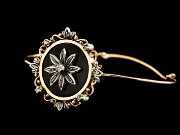 Escrava Ouro e Prata Diamantes Onix